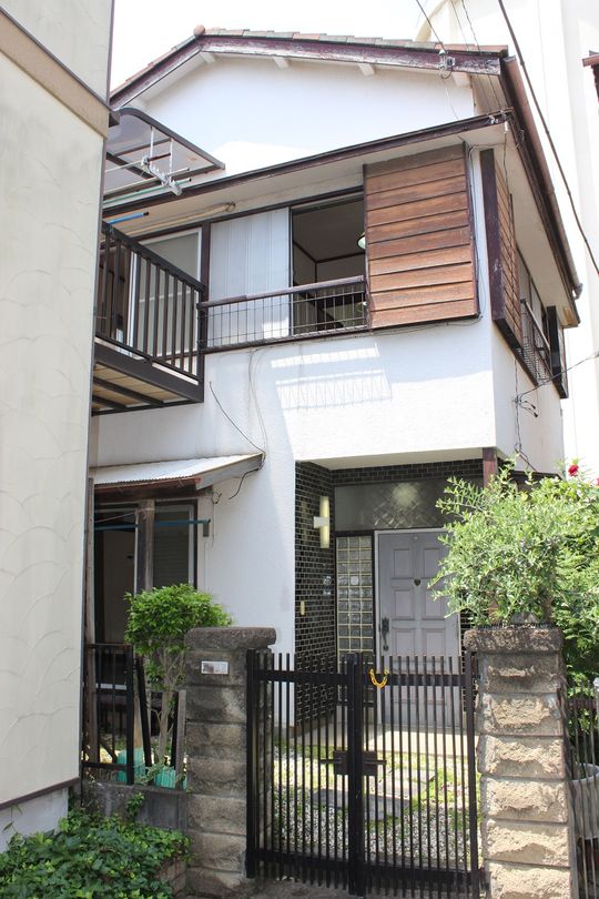 建物 - 【家賃1.5か月分無料・エリア最安値・初期費用たった6万】 戸建　60㎡　家賃6万円　西武池袋線・保谷駅&ひばりが丘へ自転車10分！池袋・新宿までスグ！} - ルームシェアルームメイト