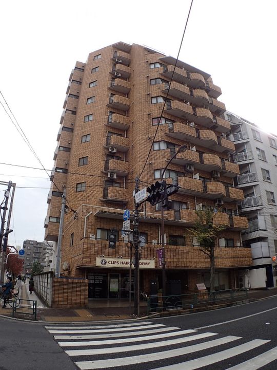 建物 - 三鷹駅8分の完全個室シェアハウス　マンション　女性限定} - ルームシェアルームメイト