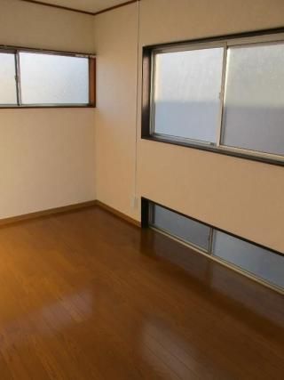 個室 - 【光熱費込・個室・風呂/キッチン有】30,000円代で住める、ルームシェア物件} - ルームシェアルームメイト