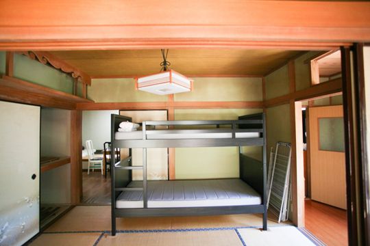 シェアメイト - 自然派シェアハウスでシェアメイト募集} - ルームシェアルームメイト