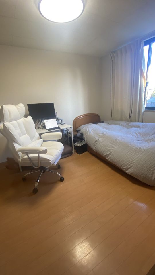 個室 - 【短期/foreigner可】ネット, Netflix無料} - ルームシェアルームメイト