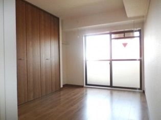 個室 - 吉祥寺3LDKマンションでルームメイト募集です。} - ルームシェアルームメイト