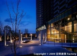 玄関 - お台場に近い高級マンション} - ルームシェアルームメイト