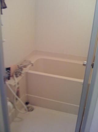 風呂 - 西日暮里シェアメイト求む。　to let at nishinippori area} - ルームシェアルームメイト