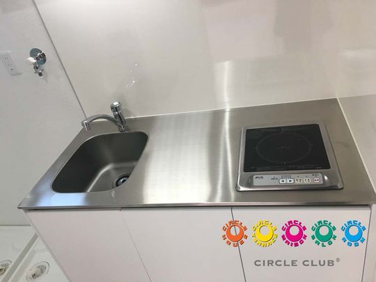 キッチン - 各部屋にキッチンあり！屋上あり！新築のキレイなシェアハウス＼(^o^)／} - ルームシェアルームメイト