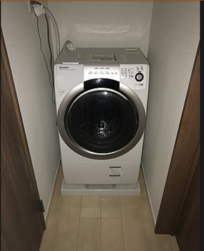 キッチン - Woman only - Private room 女性専用個室です。ドラム式洗濯機} - ルームシェアルームメイト