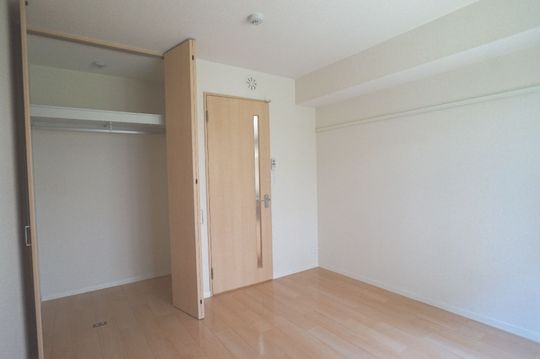 ダイニング - 【女性限定】【長期滞在】西新宿1DKのお部屋貸します} - ルームシェアルームメイト